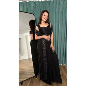 Conjunto de Top y Pantalón de Fiesta para Mujer de Diseñador con un Hermoso Chal - Product Image 3