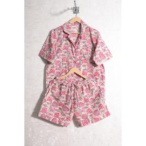 Conjunto de Pijama de Camiseta y Pantalones Cortos Estampados de Algodón para Mujer, Ropa de Dormir Cómoda - Product Image 1