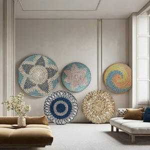 Juego de Platos Decorativos Hechos a Mano – Arte de Tejido de Jacinto de Agua Natural en Estilo Boho Moderno - Product Image 1