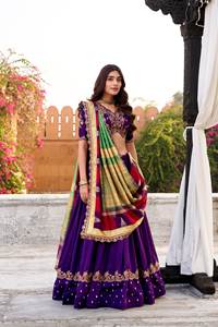 Lehenga Choli Dupatta indien en soie brodée, prêt-à-porter, best-seller, tenue de fête et de mariage avec robe en soie - Product Image 2