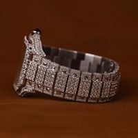 Montre-bracelet de luxe pour homme de qualité supérieure avec boîtier en acier inoxydable et verre saphir, pour homme, provenant d'un fournisseur indien.