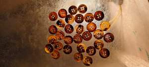 Bouton unique en corne de buffle pour manteau ou chemise, produit naturel, meilleure qualité, couleur naturelle - Product Image 2