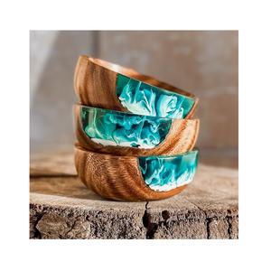 Elegante Tazón de Resina Epoxi y Madera con Base de Madera Hecha a Mano, Diseño de Patrón de Resina Fluida, Libre de BPA, Ecológico, Hecho por Apex Align - Product Image 1