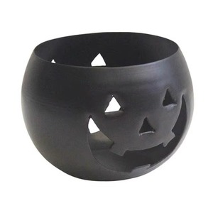 Décoration d'Halloween en métal en forme de citrouille, lumière extérieure lumineuse, décoration de fête pour adultes, fabriquée de manière incroyable par HRCRAFTVERSE - Product Image 1