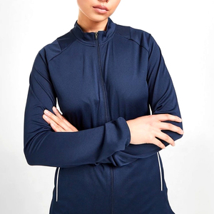 Conjunto Deportivo Corto para Mujer, Modelo 2025, Estilo Vintage, de Dos Piezas (Top Largo y Corto), Felpa, Color Sólido, Invierno, OEM - Product Image 5