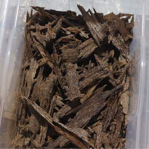 Chispas de Agarwood Natural Premium de Vietnam, Grado Incienso, Madera con Fragancia Natural para la Elaboración de Incienso - Product Image 2