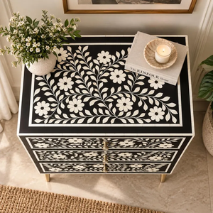 Mesita de noche con incrustaciones florales hechas a mano – Mesita de noche marroquí en blanco y negro de B H Brothers - Product Image 3