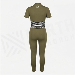 Ensemble de yoga 2 pièces North Approach, col roulé, bretelles croisées, longueur intégrale, vert olive uni, vêtements de sport sans couture - Product Image 2