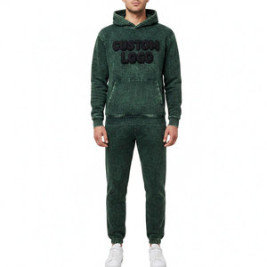 Chándal de hombre personalizado con capucha, verde oscuro, lavado ácido, transpirable, ecológico, informal, de invierno, de forro polar grueso, acolchado y con bordado. - Product Image 1