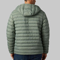 Fabricant de vestes matelassées haut de gamme, usine de vêtements sur mesure, fournisseur de vêtements en gros, production en vrac sous marque privée pour la mode