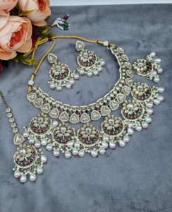 Elegante gargantilla con motivo Chandbali, pendientes y mangtika para mujer, conjunto de joyería tradicional étnica para recepciones, fabricante. - Product Image 1