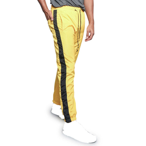 Pantalon de survêtement jaune brillant personnalisé pour homme, avec bande latérale, style hip-hop streetwear, coupe-vent imperméable pour le sport et le fitness, vente en gros - Product Image 2