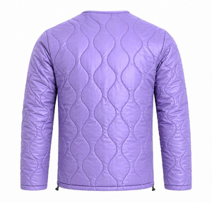 Blouson matelassé léger pour homme, col en V, entièrement zippé, violet clair, doublure ondulée, veste d'hiver chaude et décontractée - Product Image 5
