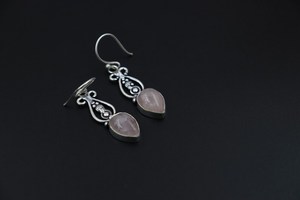 Boucles d'oreilles en quartz rose naturel plaqué rhodium, bijoux en argent sterling faits à la main pour les cadeaux d'anniversaire et de célébration - Product Image 5
