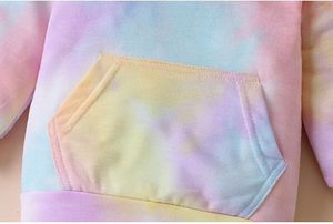 Conjunto de Ropa Infantil con Estampado de Grafiti, Estilo Urbano, Ligero y Duradero - Product Image 4