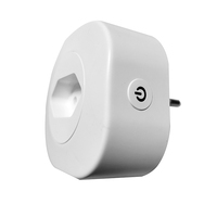 Prise Wifi intelligente suisse Prise électrique intelligente Wifi Tuya Smart Home avec prise Prise sans fil