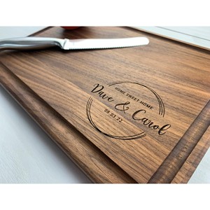 Tabla de Cortar de Madera de Pino Personalizada con Diseño Grabado |   Tabla de Cocina Artesanal al por Mayor - Product Image 4