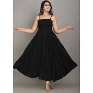 Robe de soirée maxi empire sans manches smockée noire unie moderne, silhouette A-line, 100% coton, séchage rapide, AARTI FASHION - Product Image 4