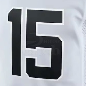 Maillot léger pour homme en tissu respirant avec une coupe confortable pour les passionnés de football et les supporters - Product Image 6