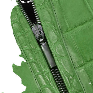 Chaqueta de Cuero con Grabado de Cocodrilo para Hombre, Chaqueta de Motociclista con Textura de Cocodrilo Premium, para Invierno, Venta al Por Mayor, Personalizable - Product Image 3