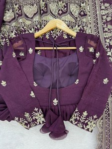 Robe Anarkali / Kurti / Salwar Kameez de créateur, style col rond, pour femmes ou filles, prix bas, meilleure qualité, spéciale pour les mariages et les cérémonies. - Product Image 5