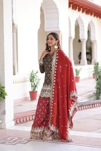 Salwar Kameez con bordado de lentejuelas marrones y Sharara roja y Dupatta para mujer, ropa tradicional india para bodas. - Product Image 3
