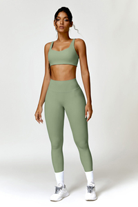Sujetador deportivo con costuras SHARISSA para mujer, cuello cuadrado, soporte medio, transpirable, yoga, verde sólido, elastano/nailon, tirantes fijos - Product Image 5