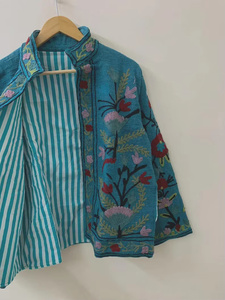 Chaqueta Bomber Suzani Tejida a Mano de Jaipur, India, Chaqueta de Algodón Transpirable con Bordado, Estilo Étnico Bohemio para Mujer, Invierno - Product Image 3