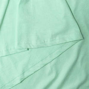 Nouvelle tenue tendance, t-shirts pour hommes en coton de haute qualité, logo personnalisé, t-shirt confortable à col en V, t-shirts pour hommes - Product Image 2