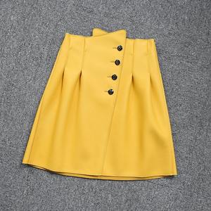 Jupe courte en cuir véritable pour jeune femme, taille haute plissée, style doux et tendance - Product Image 6