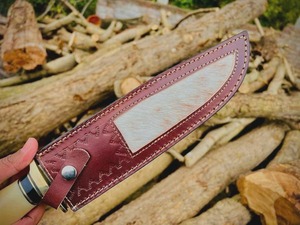 Couteau de camping artisanal personnalisé, manche en os de chameau, lame à pointe clip, acier inoxydable 0,5 mm, étui en cuir inclus - Product Image 5