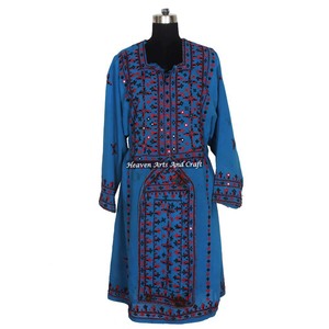Vestido Balochi Vintage Auténtico, Vestido Tribal Bordado de Talla Completa, Vestido Gitano Vintage, Colección de Bordados Vintage Banjara Étnicos - Product Image 4