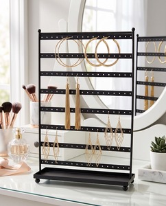 Exhibidores de Vidrio Personalizables para Pendientes, con Laminado Brillante, Múltiples Instalaciones para Organizar Grandes Espacios - Product Image 2