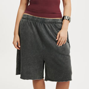 Shorts de mezclilla al por mayor para mujer, nuevo estilo de verano, shorts cortos personalizados al por mayor con lavado ácido, con logotipo y diseño personalizados para mujer - Product Image 1