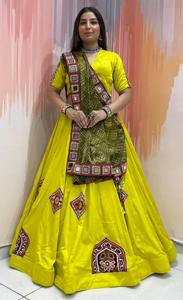 Lehenga Choli de satén de seda amarillo brillante con bordados y apliques, y dupatta de organza con trabajo de espejos, festivo. - Product Image 6