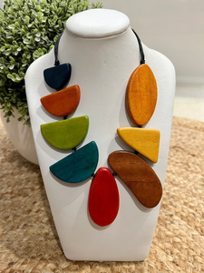 Collar de cuentas de resina de diseño, hecho a mano, de lujo moderno, troquelado, regalo de negocios, joyería para damas - Product Image 2