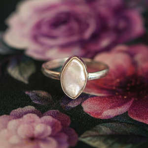Natural Mother of Pearl <b>Ring</b> 925 <b>Sterling</b> <b>Silver</b> <b>Ring</b> Rose Gold Yellow Gold Plated Oval Bezel <b>Set</b> Handmade Jewelry for Women Men - Product Image 4