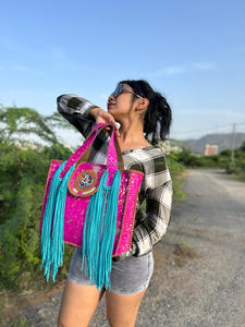 ลดกระหน่ำกระเป๋าดีไซเนอร์กระเป๋าโท้ทหนังวัวขนสัตว์กระเป๋าเงินมีสไตล์ใช้งานได้หลากหลายกระเป๋าถือขนสินค้ามาใหม่ - Product Image 4