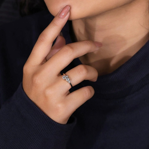 Bague en diamant rond de 0,60 carat cultivé en laboratoire, classique, plaqué or jaune 14 carats, bijoux de fiançailles et de mariage, vermeil éternité - Product Image 1