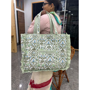 Bolso tote acolchado de algodón con volantes, hecho a mano en India, elegante bolso de compras para mujer, bolso tote personalizado, regalo para mamá - Product Image 3