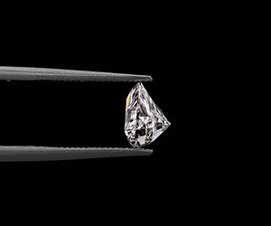 Diamante de Laboratorio de Corte Trillón de 2.05 CT, Color Fantasía D, Perforado con Láser, Certificado IGI, Piedra Suelta para Anillo o Colgante - Product Image 5