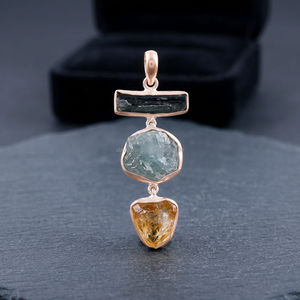 Pendentif artisanal en argent sterling avec pierres naturelles brutes de citrine, kyanite et aquamarine, serti clos, breloque multicolore irrégulière, fournisseur - Product Image 1