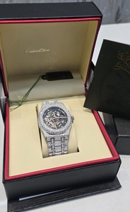 Montre de luxe entièrement sertie de diamants Moissanite VVS – Bijoux Hip-hop et autres bijoux - Product Image 6