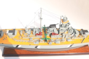 Modelo de Barco de Guerra Alemán BISMARCK, Hecho a Mano y Pintado en Madera, de Fabricante Vietnamita - Product Image 6