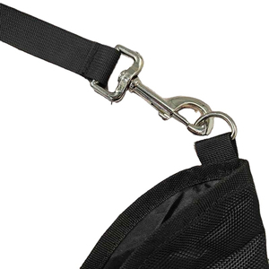 Bolsa para Heno de Caballo para Exteriores, Duradera y Portátil, Almacenamiento Colgante para Heno Seco, Diseño Poroso de Alta Calidad, Poliéster, 50x20x40cm - Product Image 5