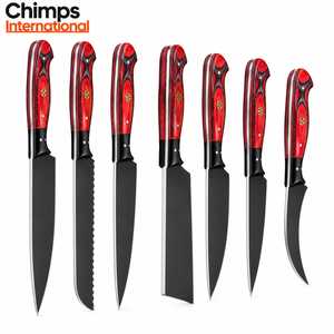 Ensemble de couteaux de cuisine Chimps International, 7 pièces, acier inoxydable, lame noire, manche en résine rouge, durable |   Couteau à pain Cleaver - Product Image 4