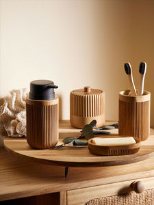 Accessoires de salle de bain en bambou, ensemble de 4 pièces avec distributeur de savon, porte-brosse à dents, porte-savon, porte-cotons-tiges - Product Image 6