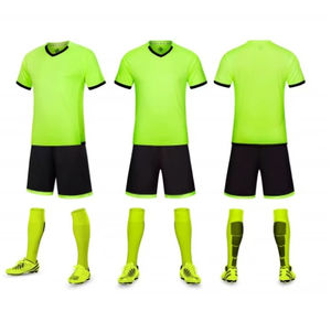 Maillot de football personnalisé blanc 100 % polyester pour adultes et enfants, ensemble de maillots de football pour hommes en gros - Product Image 5