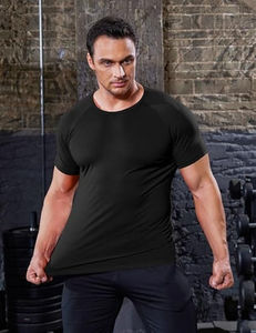 เสื้อยืดออกกำลังกายผู้ชายคุณภาพสูง พิมพ์โลโก้ได้ตามต้องการ – เสื้อผ้าออกกำลังกายน้ำหนักเบา แห้งเร็ว สำหรับการฝึกซ้อมและการวิ่ง - Product Image 4