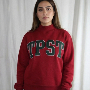 เสื้อสเวตเชิ้ตคอเต่า TPST พรีเมียม เฮฟวี่เวท 360GSM ผ้าฝ้าย 100% สำหรับผู้หญิง ลายตารางกิ๊งแฮม แต่งผ้าซาตินปักลายเส้นขอบ - Product Image 1